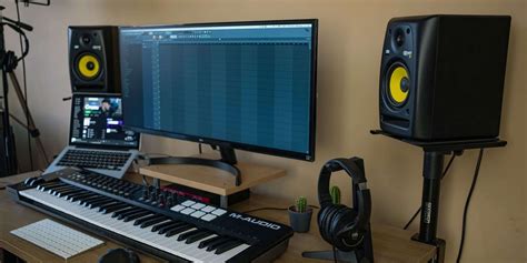 are studio monitors good for listening to music or not really?